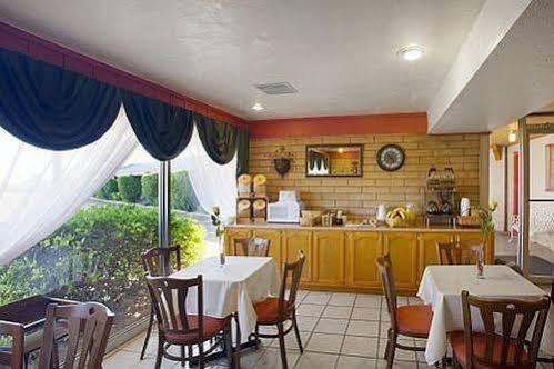 Whitten Inn Ван-Хорн Экстерьер фото